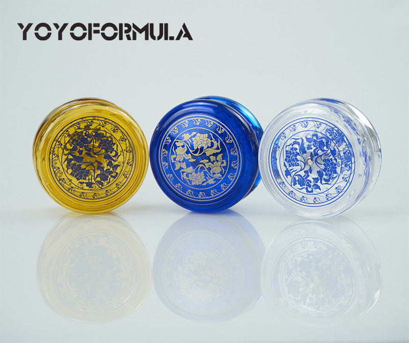 High-performance yo-yo with aluminum construction, silver finish, wide gap design for advanced string tricks